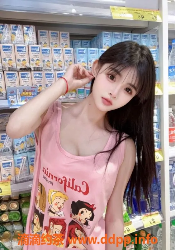 常州楼凤-常州笨笨，20岁163cm，火热服务等你来享受