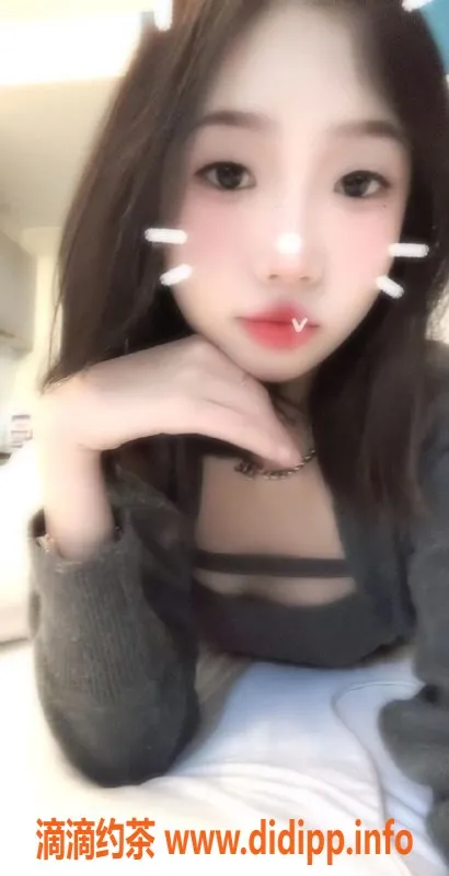 武汉楼凤-仁和路珂珂 172cm性感尤物，体验超值！