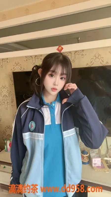 常州楼凤-常州彤彤 20岁165cm 胸围B 6起服务