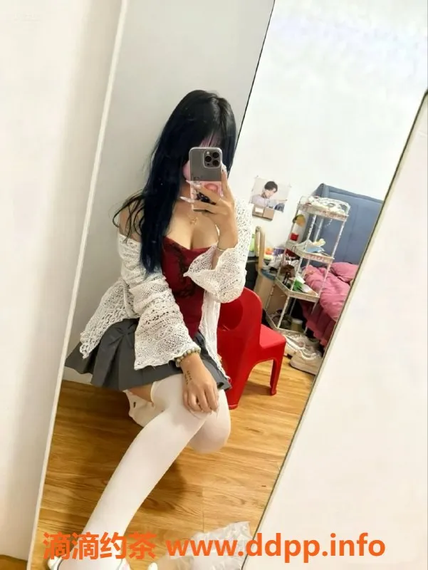 常州楼凤-常州草莓 18岁 170高 C罩杯热情服务