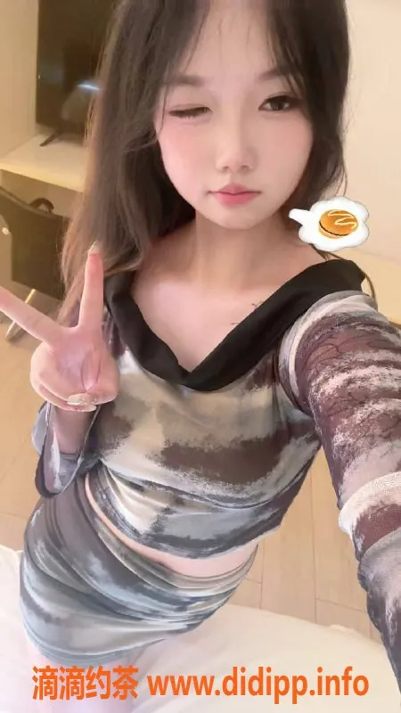 惠州楼凤资源信息,小美 19岁 微胖 160身高 600元服务超值