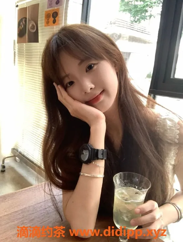 常州楼凤-常州辛涵，19岁C胸，165cm，90斤，经济实惠