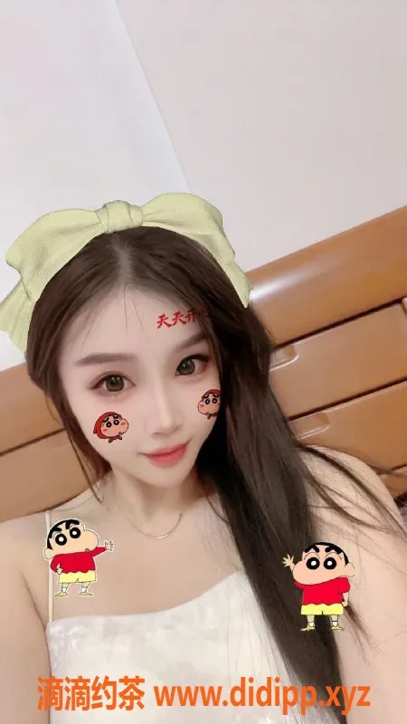 惠州楼凤-惠州芳芳，168高挑C罩杯，900元陪浴等多项服务