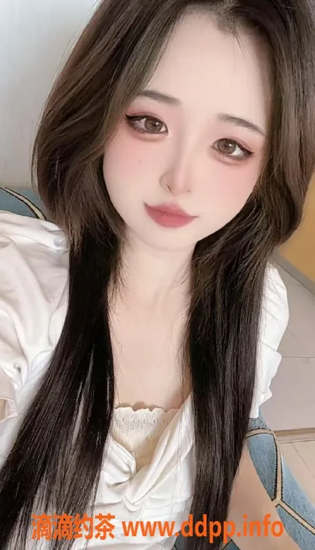 常州楼凤-新北大学生白狐，159cm，90斤，陪浴服务