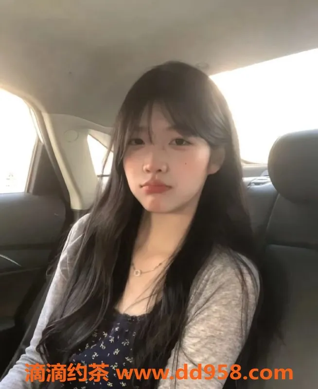 常州楼凤-常州冷冷，20岁165cm极品高白纯欲