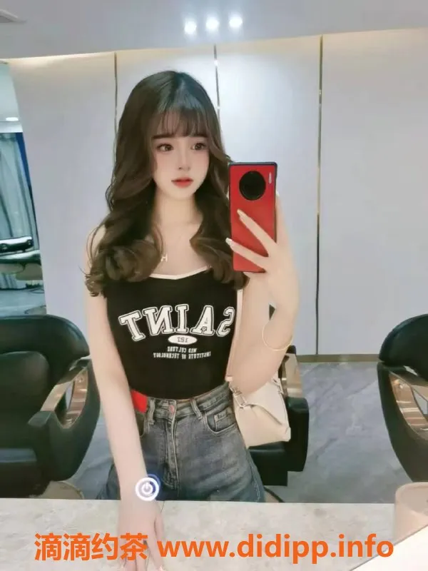 温州楼凤-温州小羊：166cm 49kg 36D嫩妹提供多元服务