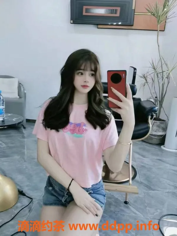 温州楼凤-温州小羊：166cm 49kg 36D嫩妹提供多元服务
