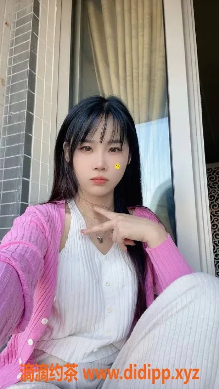 深圳楼凤资源信息,龙华婷婷，600元诱惑嫩妹等你来约