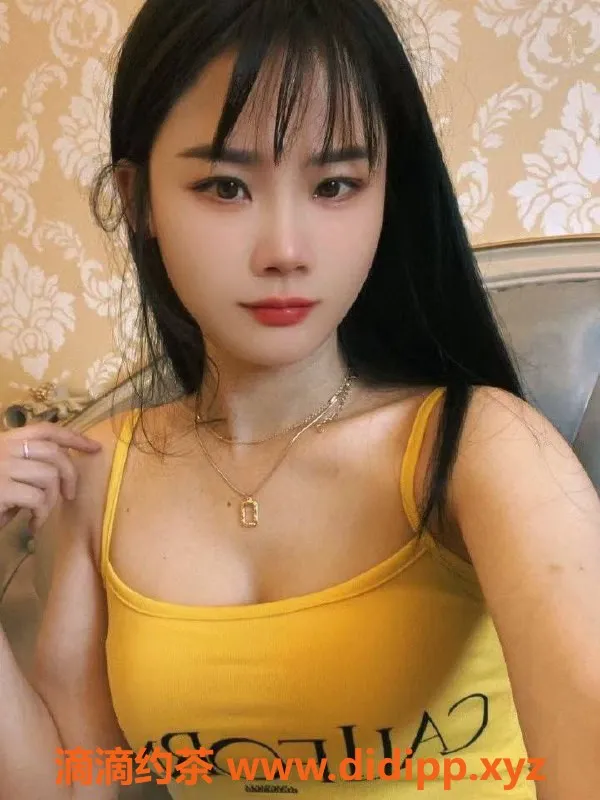 深圳楼凤-龙华婷婷，600元诱惑嫩妹等你来约