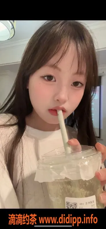 常州楼凤-武进嫩妹欣欣，166cm清纯学生，课费透明