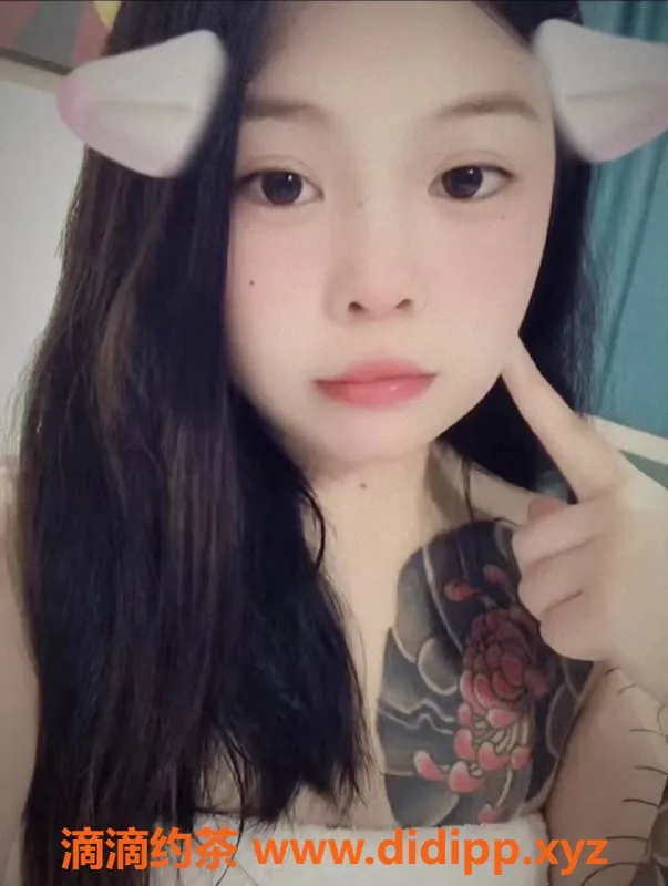 成都楼凤-成都嫩妹婷婷，高160cm，体重100，包夜2100元