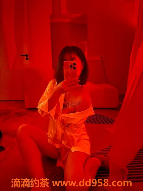 南通楼凤-泰州小泡芙，36B娇媚，水磨服务超赞！