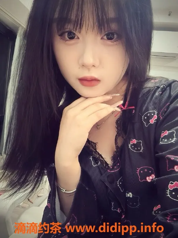 常州楼凤-新北嫩妹兼职，163cm胸围C，600元起服务