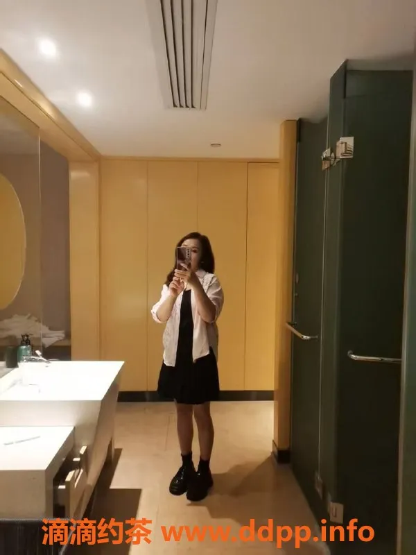 中山楼凤资源信息,沙溪莹莹，甜美可人，身高168