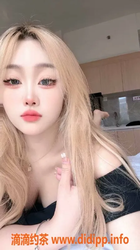 南通楼凤-崇川区七七：23岁175微坦嫩妹 亲密服务等你体验