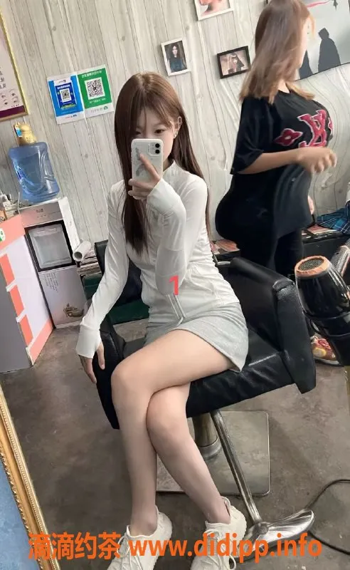 中山楼凤-中山小榄17岁18岁漂亮女孩快餐350元