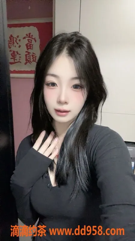 常州楼凤-武进18岁嫩妹盼盼，165/90，800元起！