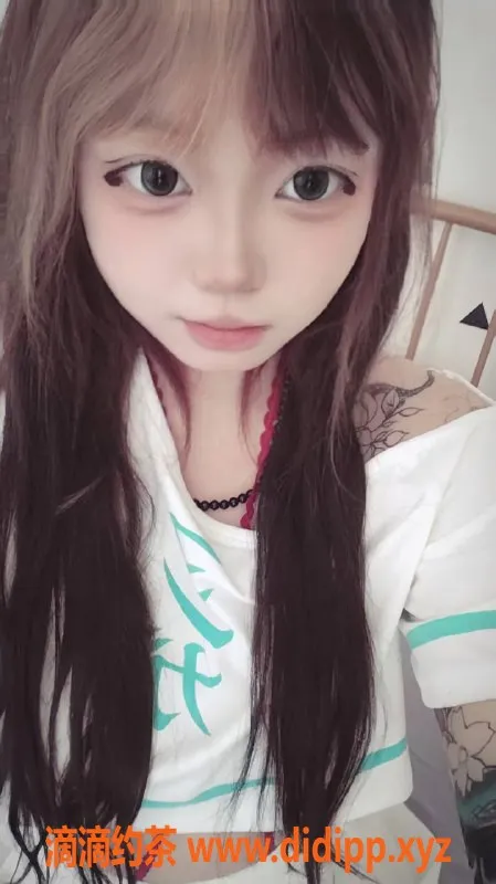 石家庄楼凤资源信息,花臂萝莉甜甜，165高挑身材，活儿出色！