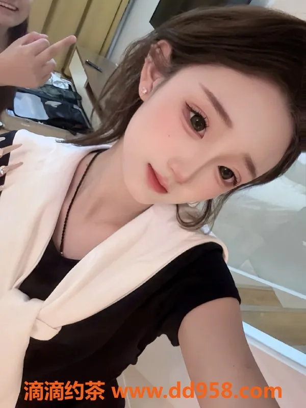 无锡楼凤资源信息,梁溪小柒柒，专业服务可舌吻，A套餐仅需1000