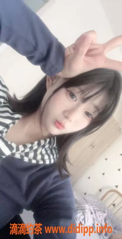 石家庄楼凤-小瑞瑞 07年出道 160/胸围C 珍稀嫩女