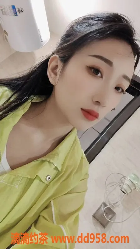 惠州楼凤-江北佳华，25岁C罩杯，500元/45分