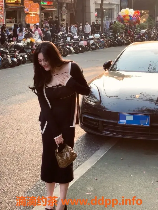 常州楼凤-武进御姐冉冉，173cm大胸诱惑，陪浴多样服务