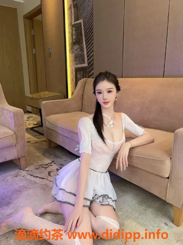 无锡楼凤-梁溪轻熟御姐沁瑶，600元起服务无预约