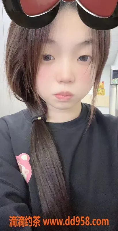 杭州楼凤-上城区米糯，800元嫩妹陪浴服务