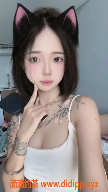 扬州上门服务-海陵区梦妍，18岁，164cm，90斤，胸围C