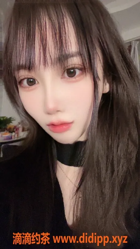 常州楼凤-武进小柳岩，165cm大胸嫩妹，陪浴服务600元起