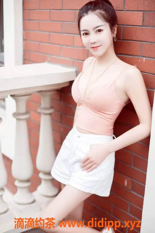 扬州楼凤-海陵区小太阳，162身高102重，服务项目丰富