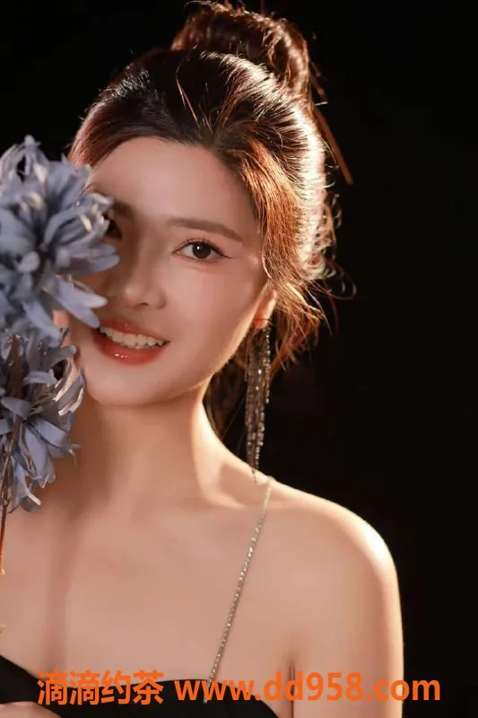 北京楼凤-朝阳婷婷，胸大服务好，实惠来袭！