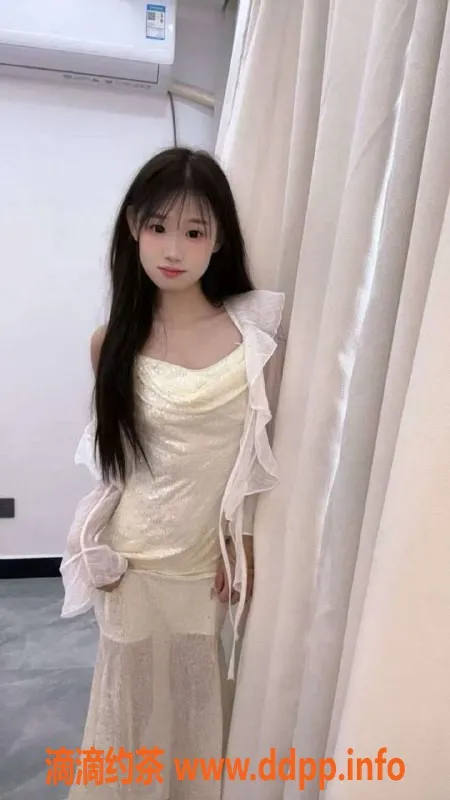 常州楼凤-新北晓晓，162cm嫩妹，陪浴口交服务