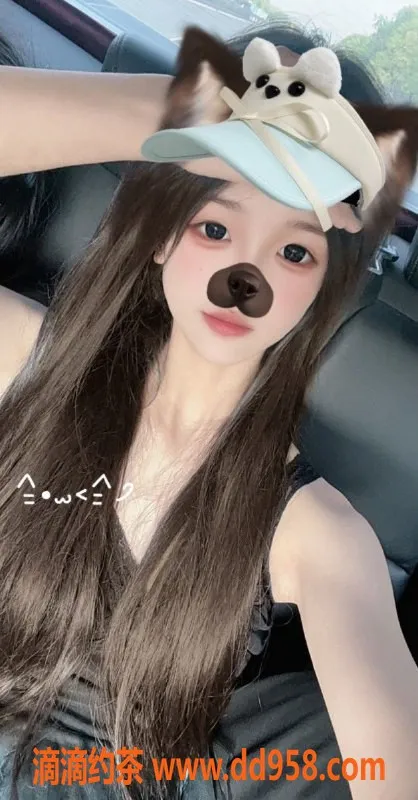 常州楼凤-武进小网红，165cm嫩妹，陪浴服务只需800