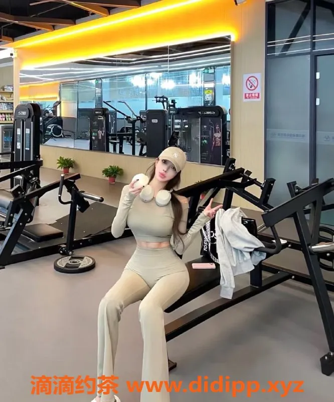 常州楼凤-武进元元，168身高D罩杯，陪浴调情服务