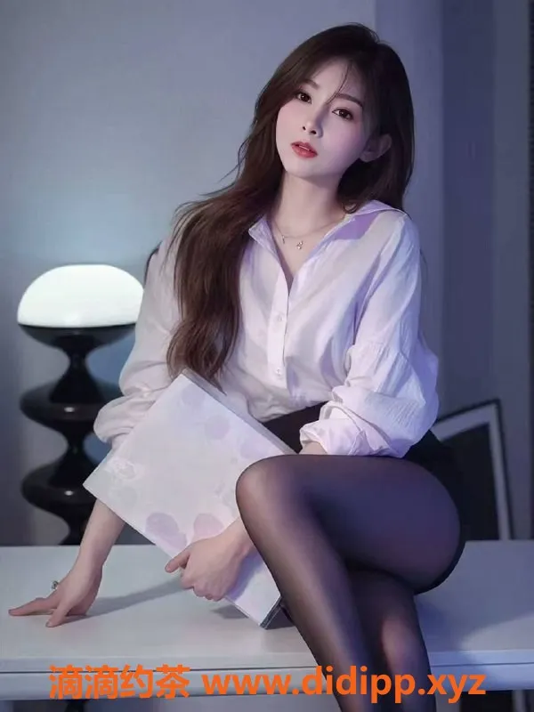 扬州楼凤-海陵区小鱼儿，400起，服务项目98