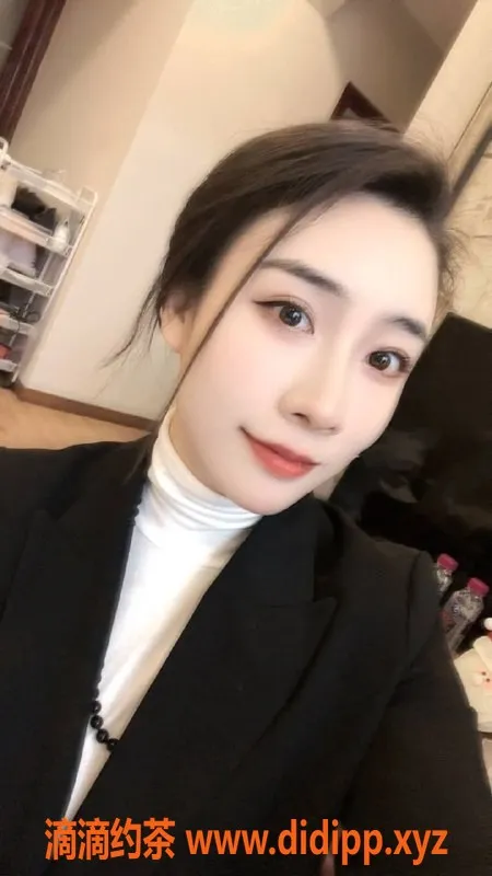 成都楼凤资源信息,塔子山26岁蛋蛋，165身材，服务超赞，500元起