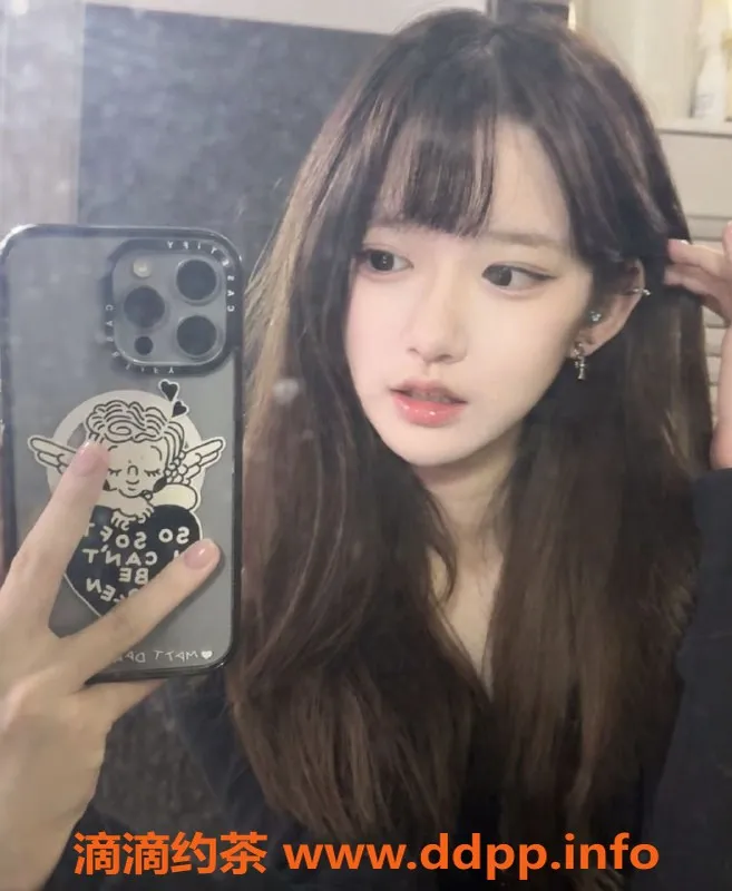 常州楼凤-武进学生妹陪浴服务，165CM少女心动体验