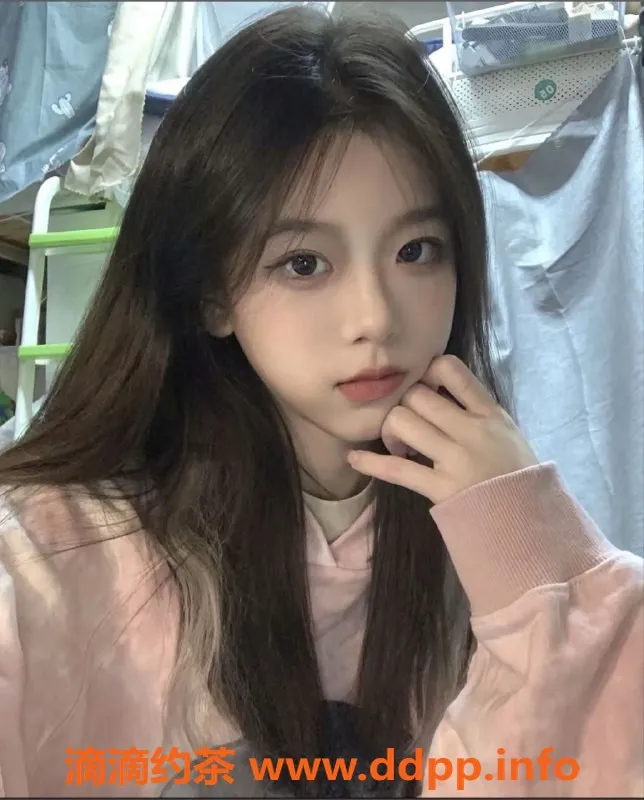 常州楼凤-武进青儿，19岁嫩妹，165cm，94斤