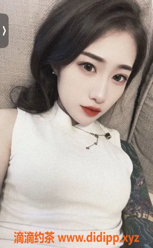 常州楼凤-武进国宾府嫩妹迪丽热巴，身高168，陪浴服务