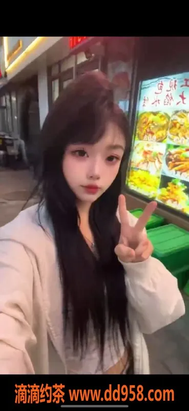 常州楼凤资源信息,呆呆，165cm嫩妹，武进国宾府陪浴，800元起