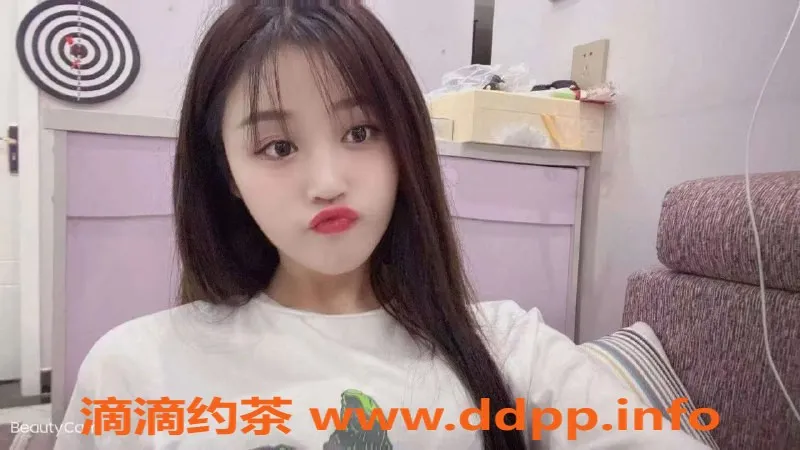 常州楼凤-武进小飞，165cm嫩妹，600元陪浴等你体验！