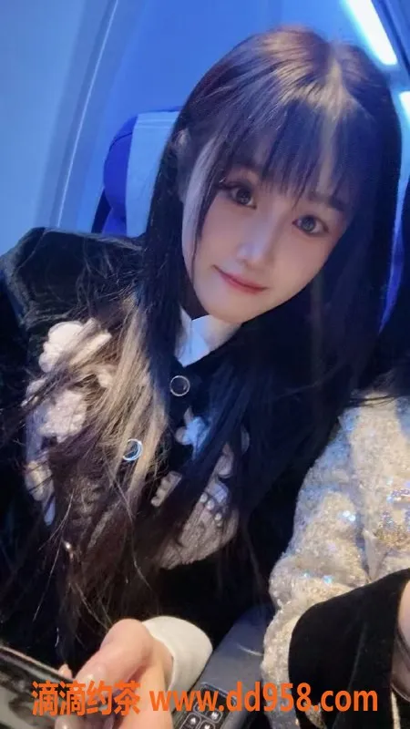 常州楼凤资源信息,武进小飞，165cm嫩妹，600元陪浴等你体验！