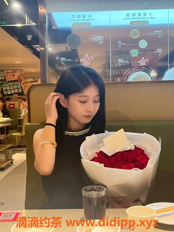 西安楼凤资源信息,成都嫩妹佳佳，158身高44重，服务优质