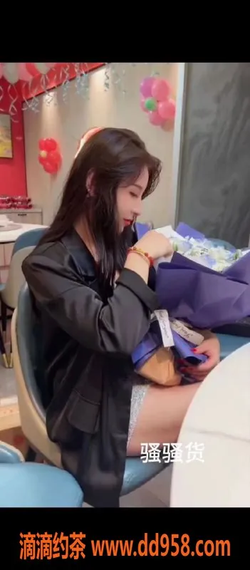 中山楼凤-顺德容桂洗吹做服务，双人体验只需400元