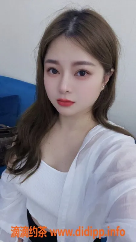 深圳楼凤-深圳罗湖25岁巨臀喷，162cm健美身材