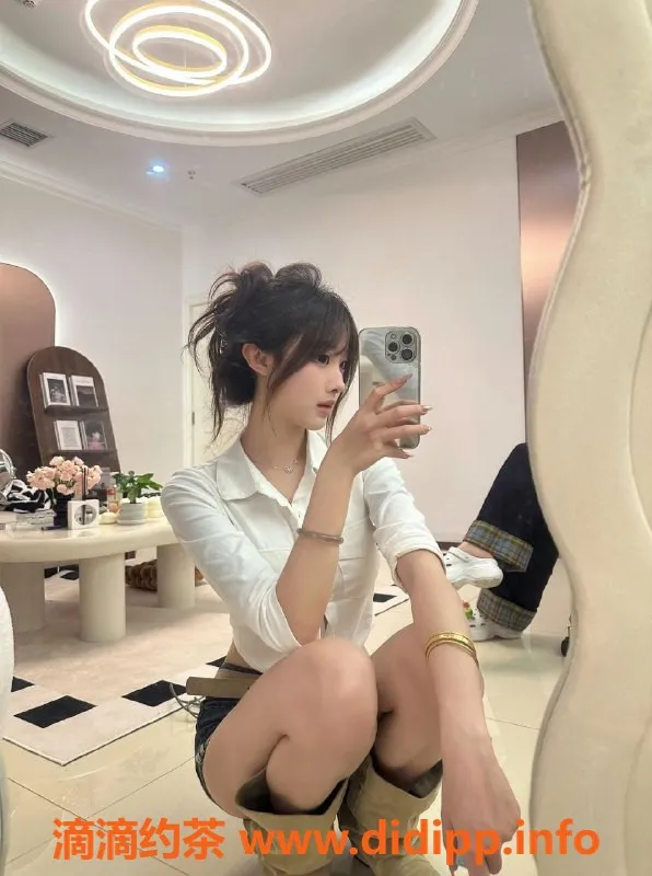 无锡楼凤-无锡楚心，收费1100P/1800PP，服务好！