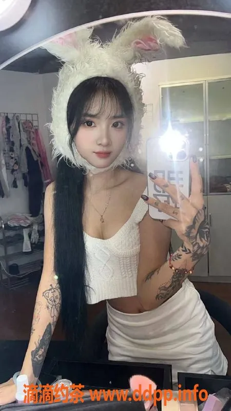 深圳楼凤-宝安18岁舞蹈兼职苏苏，165cm瘦美身材