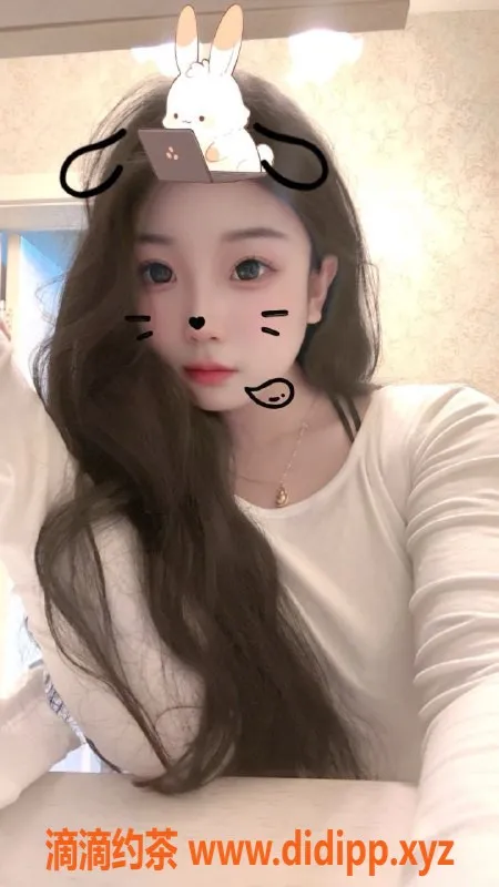 常州楼凤-18岁武进嫩妹，162cm，百斤陪浴服务