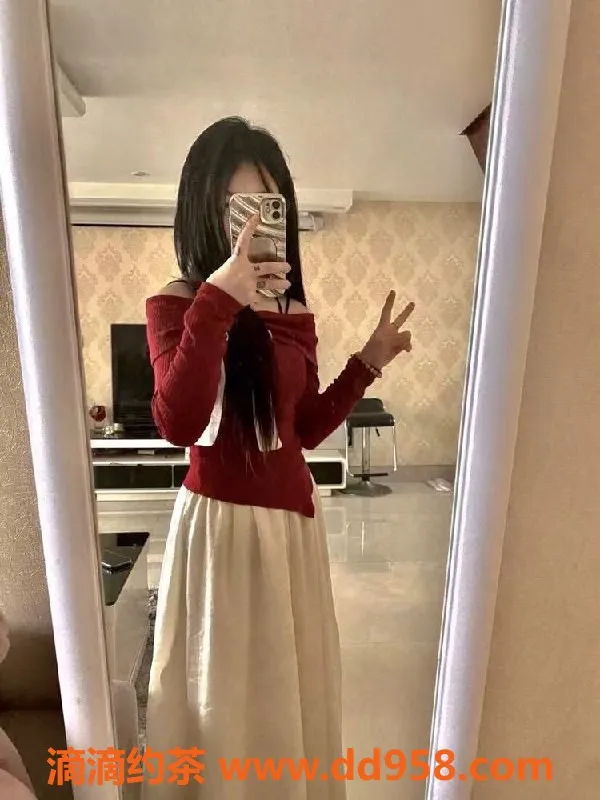 常州楼凤-武进小真，160cm嫩妹，价格1000元起